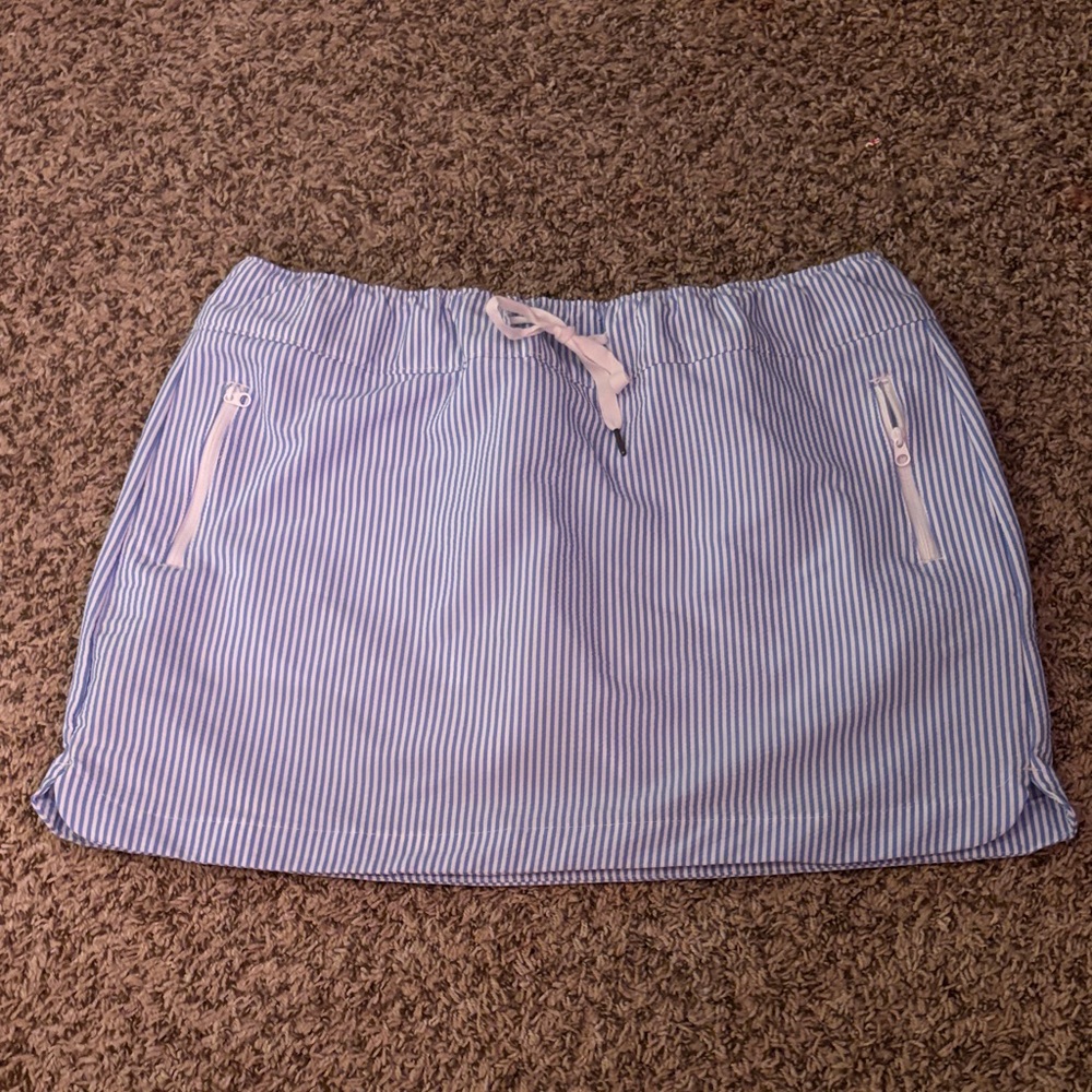 Magellan Outdoors Blue and White Mini Skirt